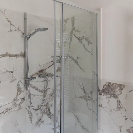 Πανσιόν Astoria 3*