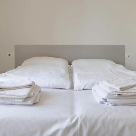 Astoria Πανσιόν