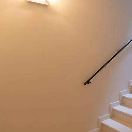 Astoria 3* ראבנה