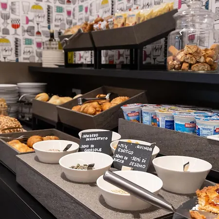 Πανσιόν Astoria Ραβένα