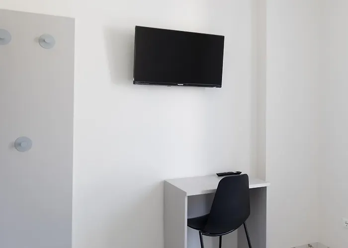 Astoria Πανσιόν